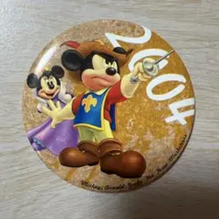 ディズニー ミッキーマウス 2004 缶バッジ 三銃士