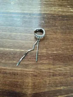 ジルコニアチェーンイヤーカフ