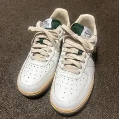 ほぼ新品　NIKE スニーカー　Air Force 1