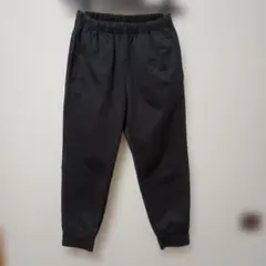 GU　黒いカジュアルパンツ ウエストゴム　120
