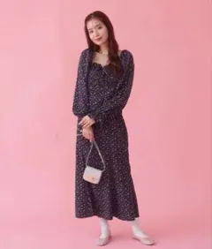 フラワーロングワンピース