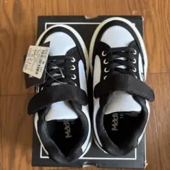 Madfoot!! スニーカー WH/BLACK 16.0cm