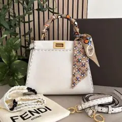 2026年最新】FENDI ピーカブー ミニ セレリアの人気アイテム - メルカリ
