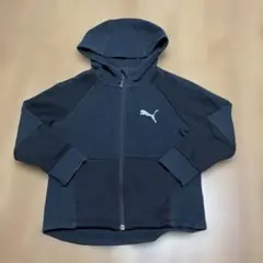 PUMA ブラック フルジップパーカー　これからの寒い時期に‼︎