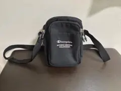 Champion ショルダーバッグ ブラックのサムネイル
