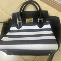 サマンサタバサ ストライプデザイン ハンドバッグ