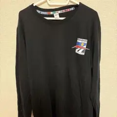 Reebok ブラック Tシャツ