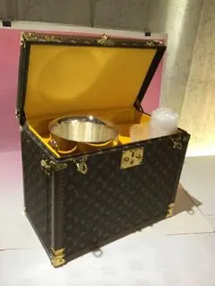 Item thumbnail for item e6e2e804-4802-433a-abff-1bcfc8c5190d