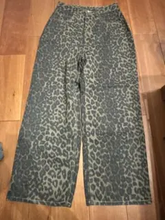 レオパード柄デニムワイドパンツ
