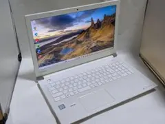 美品dynabook i3白 SSD Windows11 Office2021のサムネイル
