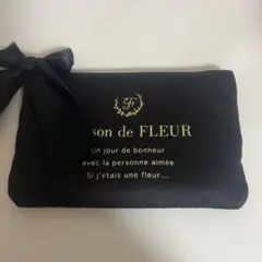 Maison de FLEUR ポーチ