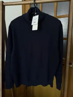 ユニクロ　カシミヤタートルネックセーター タグ付き