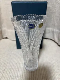 BOHEMIA カットクリスタル花瓶 約18cm