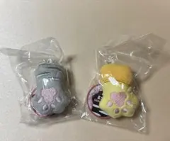 ミニミニ　肉球マスコット　B C付きキーホルダー2個セット