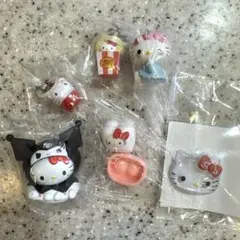 サンリオ　キティ　いちごめじるしアクセサリー　等　ガチャセット