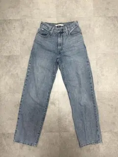 Levi's ハイウエスト デニムパンツ