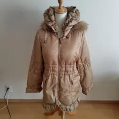 美品 MOGA ラクーンファー衿ダウンコート ベージュ サイズ3*MD911 