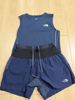 （ノースフェイス）の レディース用トップス＆ショートパンツのセット出品です。