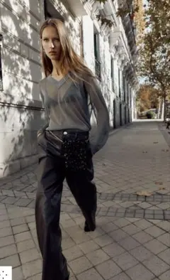 Zara春新作ダークブラウン レザー フェイクストレートパンツ