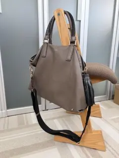 アニヤハインドマーチ ANYA HINDMARCH バッグのサムネイル