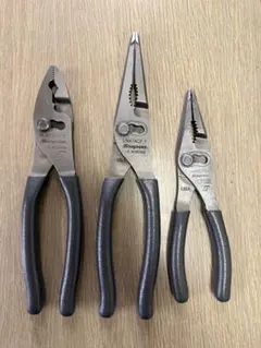 Item thumbnail for item 4d529d3f-8d06-4ca3-8538-029c232a49c5