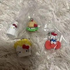 ハローキティ アメリカンデザイン めじるしアクセサリー 4つセット