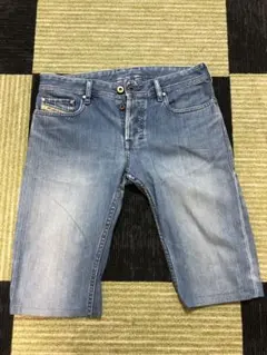 美品　DIESEL ディーゼル　ハーフパンツ　デニムジーンズ　レディース