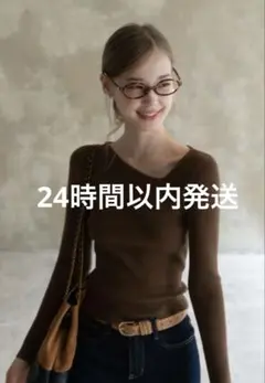 マフラー付きニット