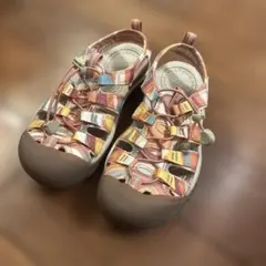 未使用 keen キーン サンダル 24cm レディース キッズ ピンク 靴
