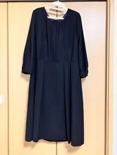 黒の長袖ワンピース 13AR