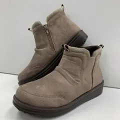 新品★レディース★23.5cm★軽量 フェイクスエードブーツ 薄茶色 9886