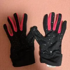 子供用 黒とピンクのドット手袋