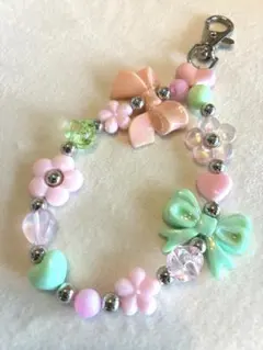 ビーズチャーム キーホルダー パステルカラー ハンドメイド