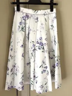 アプワイザーリッシェ　花柄ひざ丈スカート　日本製