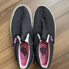 【匿名配送】VANS ブラック スリッポン　ピンク