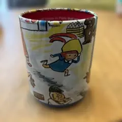 マドレーヌちゃん　ペンスタンド　ブリキ缶のサムネイル