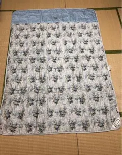 西川産業　布団　ウール　キルティング 掛け　羊毛　暖　家族　寝室　睡眠　ケット