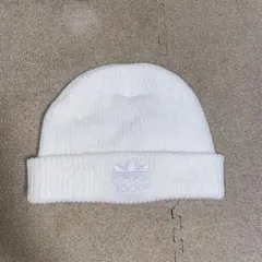 adidas ニット帽のサムネイル
