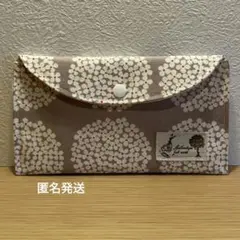 マルチケース　通帳ケース　ハンドメイド　コットンこばやし　サークルフラワー柄
