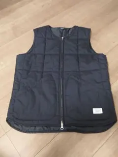 AZUL薄中綿ベスト　キルティング　ノーカラー　ブラック