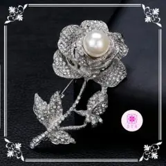 【新品】ブローチ　花　フラワー　コサージュ　ラインストーン　インポート　海外製