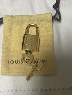 ピュアハニー✨即購入歓迎　ルイヴィトン パドロック 鍵 10個セット ルイヴィトン パドロック 鍵 南京錠 10個セット