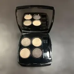 CHANELアイシャドウパレット