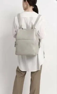 美品！HIROFU 【ランポ】レザーリュック バックパック L 本革　ホワイトのサムネイル