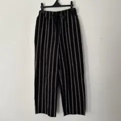 AZUL ワイドパンツ　ブラックストライプ