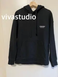 vivastudio ビバスタジオ　ブラック パーカー　プルオーバーパーカー　M
