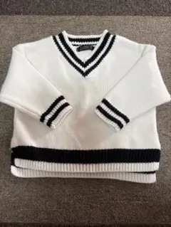 futatuta Vネックニットセーター 80 ベビー服　男女兼用　冬服　キッズ