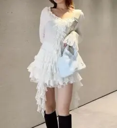 【2025AW今季新作】ティアードフリルカットソープルオーバー SNIDEL