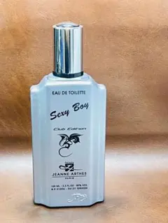 ほぼ未使用ジャンヌアルテス Sexy Boy CLUB EDITIONのサムネイル