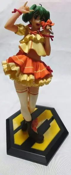 一番くじプレミアム マクロスF C賞 ランカ・リー プレミアムフィギュアのサムネイル